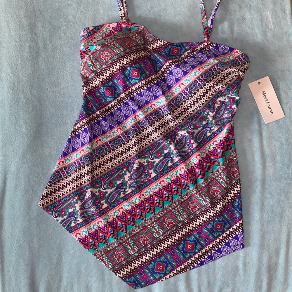 Swim Top by Meet. Curve SIZE LARGE Padded Bra Multicolor Adjustable Straps NWT!!